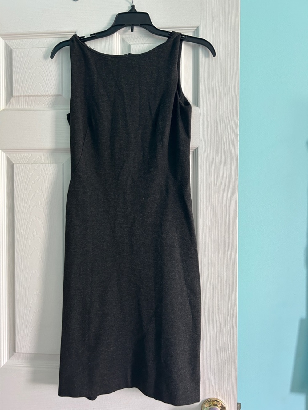 MM.LaFleur Sleeveless Black Midi Sheath Dress
